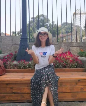 温柔单纯小姐姐