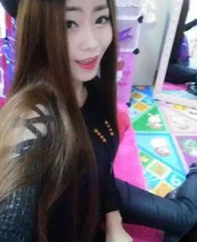 附近人搜到的兼职妹妹